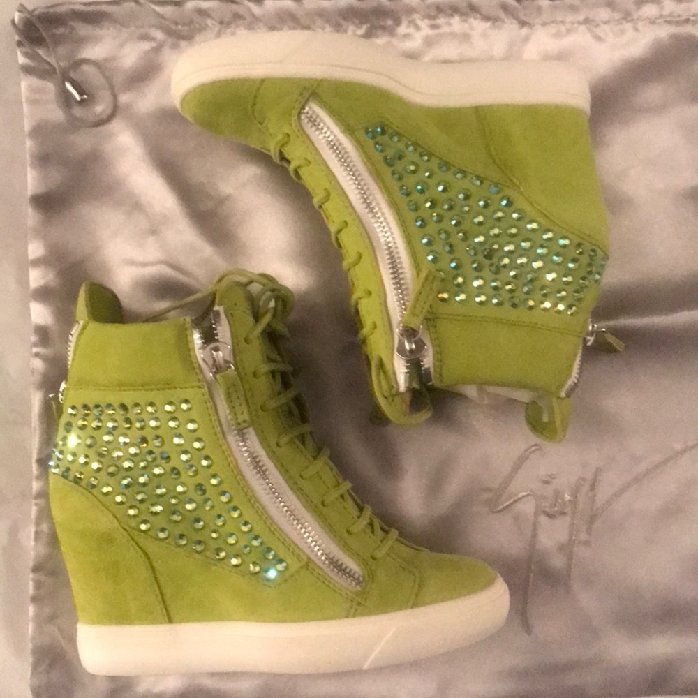 💝Host Pick💝🙏🎉Giuseppe Zanotti wedge sneakers